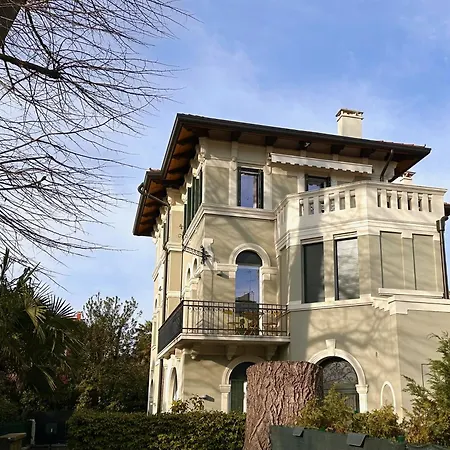 Ada Al Lido * Lido di Venezia